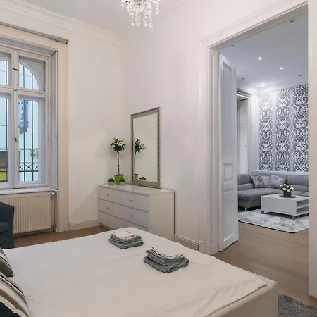 Apartment Nagydiofa *