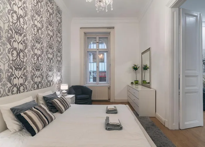 Nagydiofa Lägenhet *